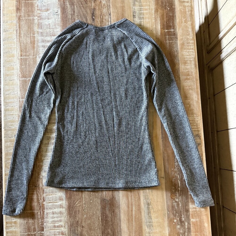 ECHT Ribbed Gray Long Sleeved Fitted Top - Medium - Picture 5 of 7